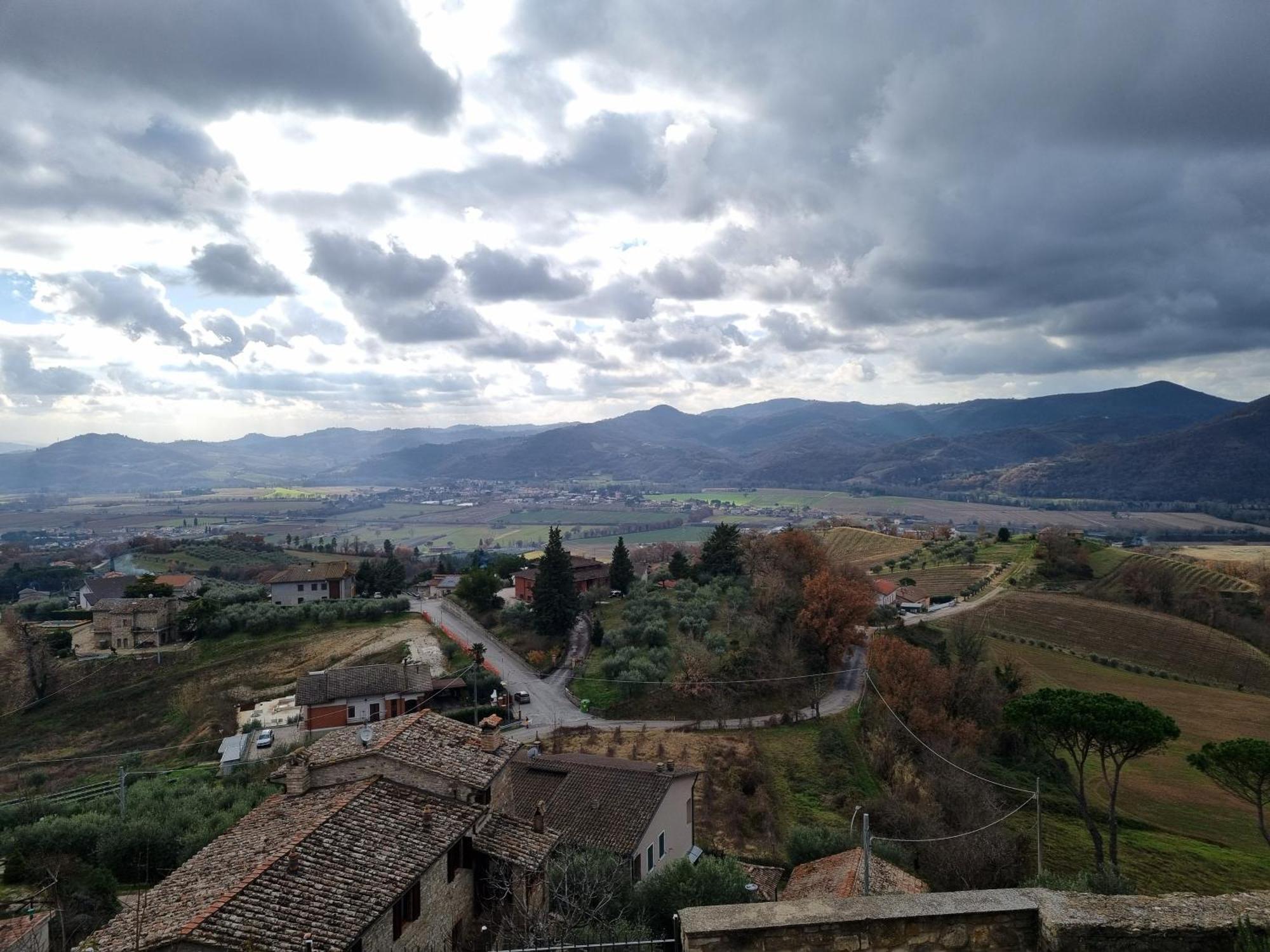 Vesionica Holiday House Perugia Civitella Benazzone Ngoại thất bức ảnh